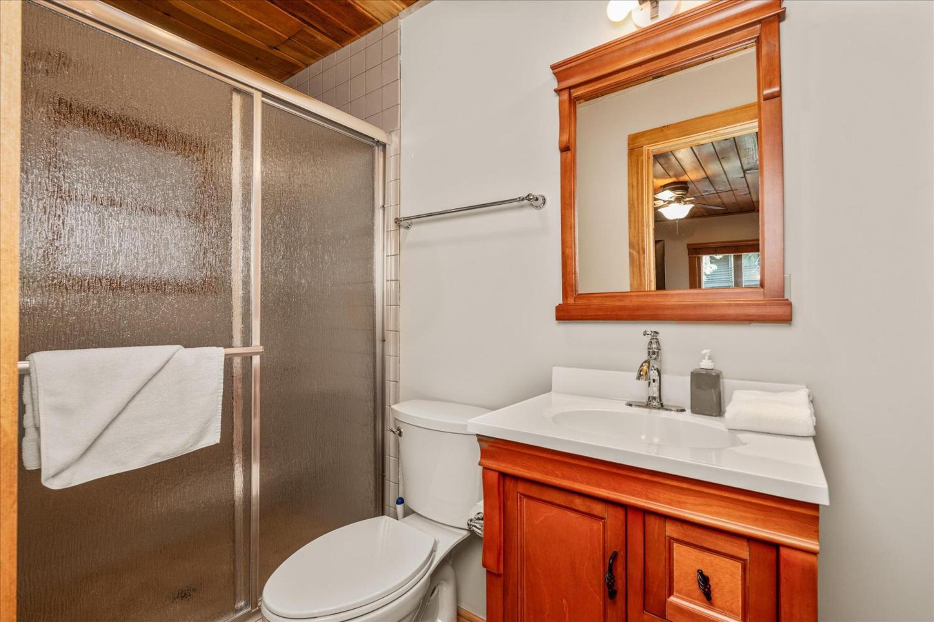 Cub House- Remodeled Inside Yosemite With New Hot Tub And Ferienhaus North Wawona