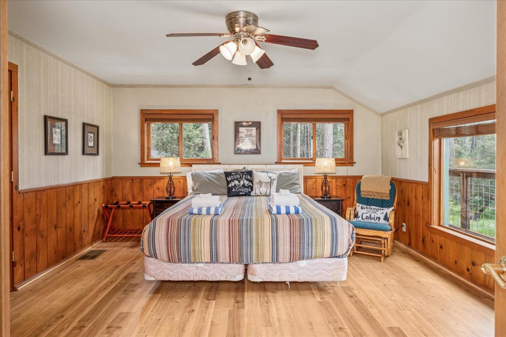 Ferienhaus Cub House- Remodeled Inside Yosemite With New Hot Tub And