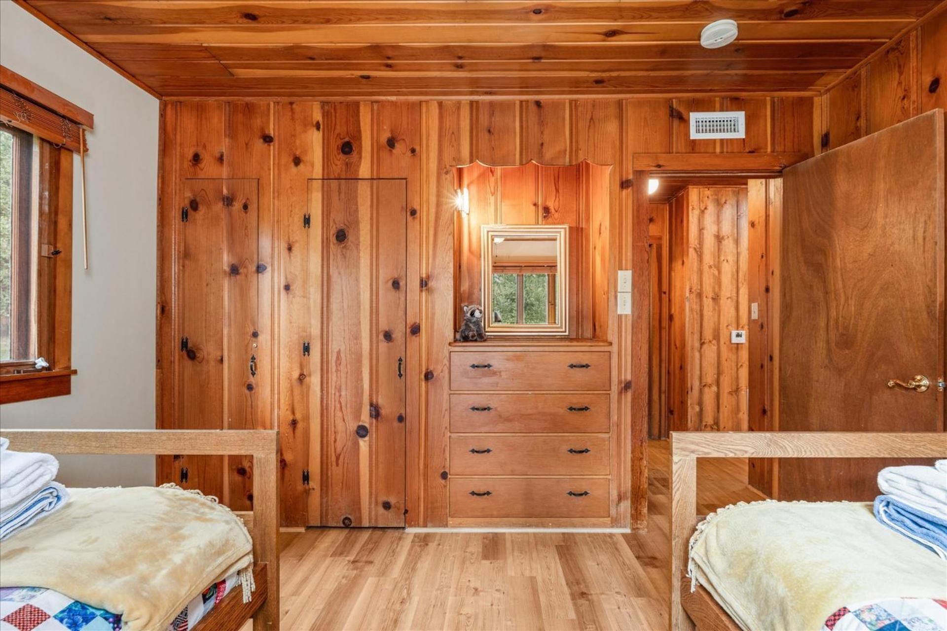 Ferienhaus Cub House- Remodeled Inside Yosemite With New Hot Tub And
